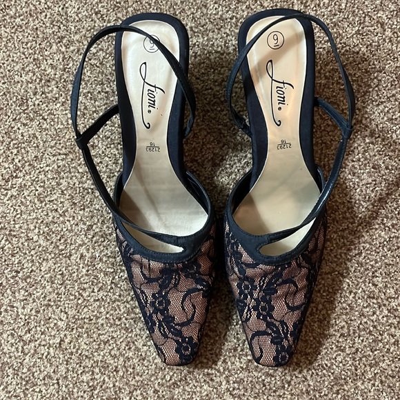 FIONI Clothing Shoes - Fiona Gorgeous Gold shoes covered in black lace. Size 9